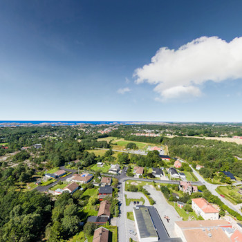 Christina Thrse Nilsson Brunnerud r 56 r och bor i ett kedjehus p 110 kvm i Grebbestad tillsammans med bland annat Kent Nilsson. Hon fyller 57 r den Christina Nilsson Brunnerud, Gisslerdsbacken 6, Grebbestad
