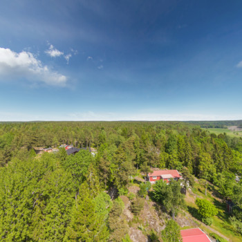 Sex drnarbilder ver Norra Sorunda. En drnare har flugit ver Norra Sorunda och tagit sex bilder med 360 helikopterperspektiv. Se Norra Sorunda frn ovan Elvingebacken 1 Stockholms ln, Norra Sorunda - satisfaction-survey.net
