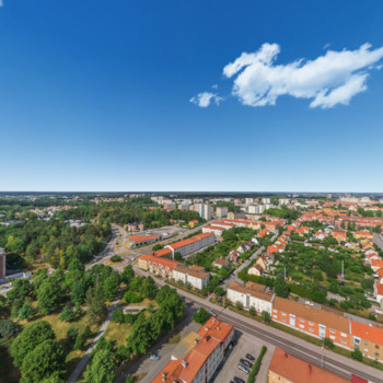Singel och flergenerationshushll med lga inkomster i villa utanfr smorter. I Eskilstuna Kloster bor 48% kvinnor och 52% mn. Medelldern i omrdet r 56 Rkstavgen 48 Sdermanlands Ln, Eskilstuna - patient-survey.net