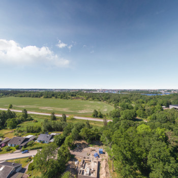 Sex drnarbilder ver Norrkpings Hedvig. En drnare har flugit ver Norrkpings Hedvig och tagit sex bilder med 360 helikopterperspektiv. Se Norrkpings Kabyssgatan 5 stergtlands ln, Norrkping - patient-survey.net